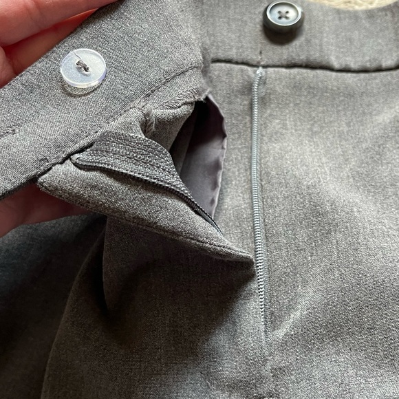 Dress Barn Ankle Pants, Gray, Size 18W - Picture 4 of 6